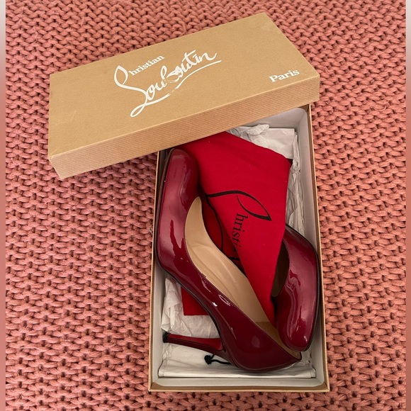 Christian Louboutin Simple Pump 85 Metal Patent size 38